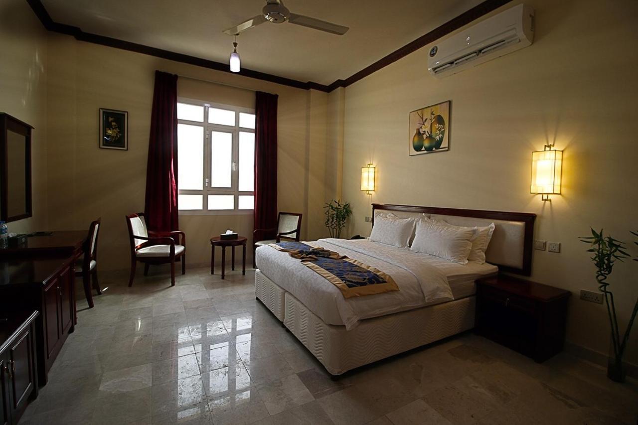 Farah Hotel Apartment Muscat Exteriör bild