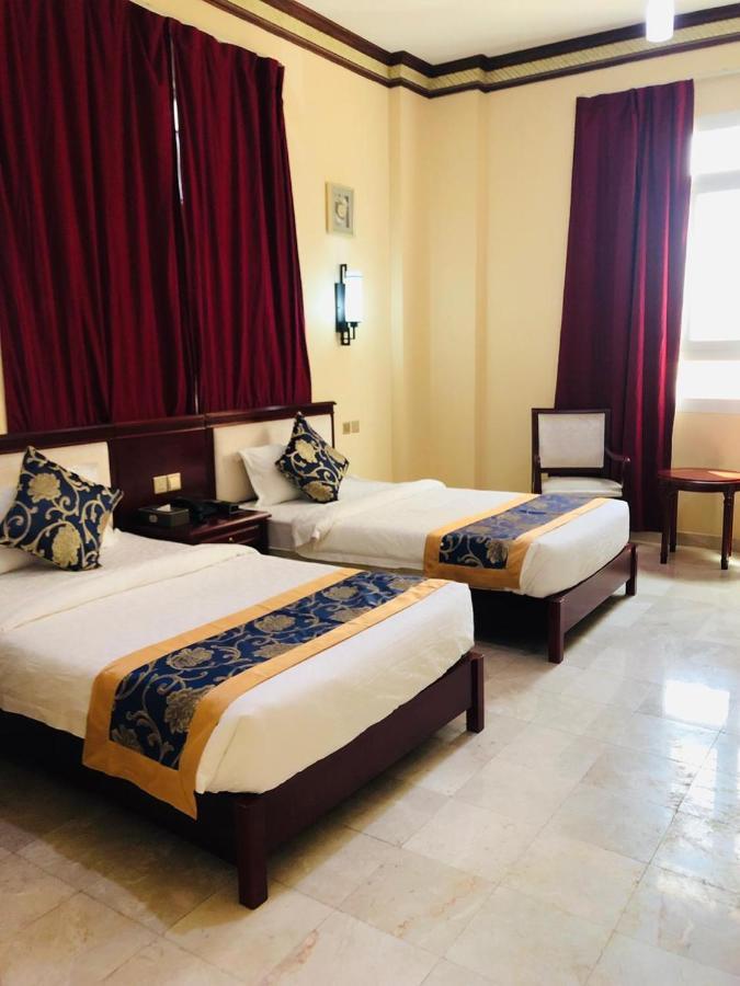 Farah Hotel Apartment Muscat Exteriör bild