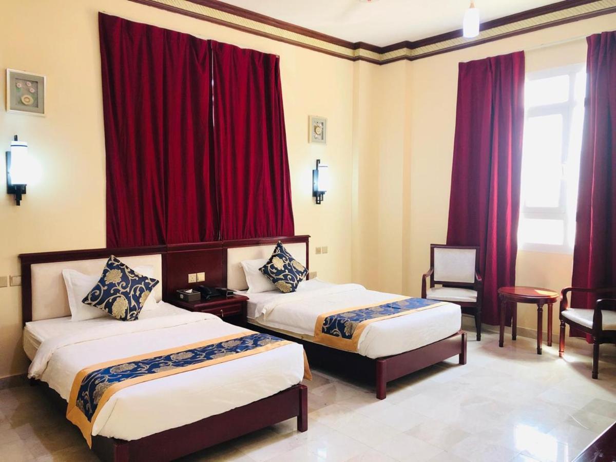 Farah Hotel Apartment Muscat Exteriör bild